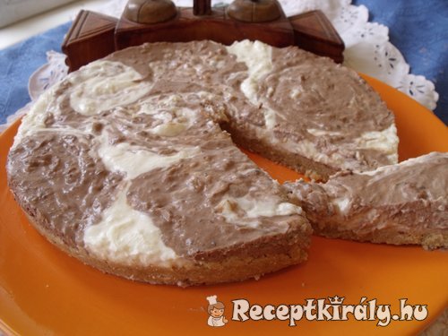 Diós márványos sajttorta
