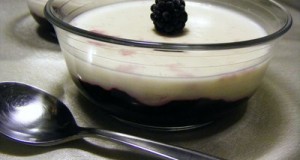 Erdei gyümölcsös panna cotta