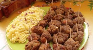 Gombás-sonkás fasírt tört burgonyával