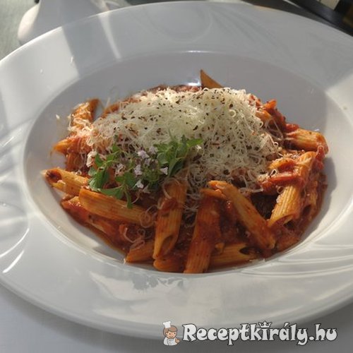 paradicsomos penne