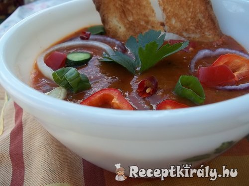 Andaluz gazpacho jól behűtve
