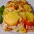 Baconos sonkás pizza tepsiben sütve