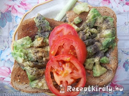 Bruschetta avokádó-val paradicsommal és újhagymával 1