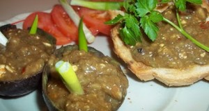Chilis avokádókrém pirítóssal