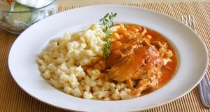 Csirkepörkölt