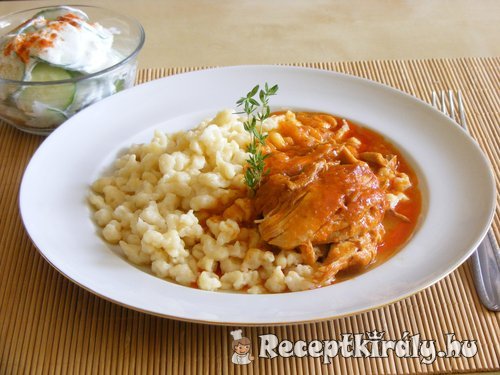 Csirkepörkölt2
