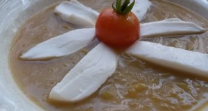 Cukkini krémleves mozzarellával