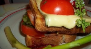 Dupla Bruschetta sonkával sajttal