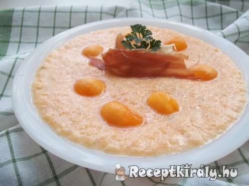 Fehérboros sárgadinnye krémleves pármai sonkával