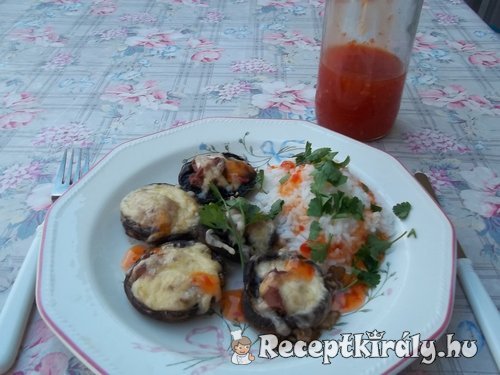 Gombafejek kacsamáj pástétommal reszelt sajttal 3
