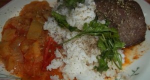 Grillezett sertésmáj lecsóval rizzsel