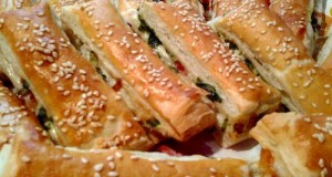 Sajtos medvehagymás baconos stangli