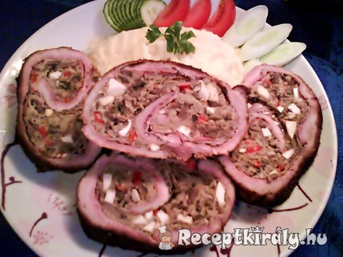 Töltött göngyölt karaj