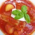 Töltött paprika bazsalikomos vörösboros paradicsomszószban tejföllel