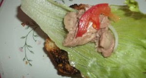Tőkehalmájas bruschetta