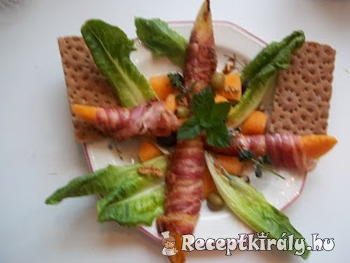 Baconba tekert méz és sárgadinnye grillezve brandyvel locsolva