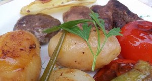 Cevapcici grillezett zöldségekkel