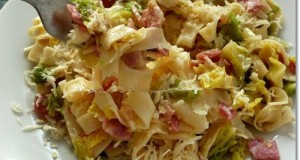 Kelkáposztás baconös sajtos tészta