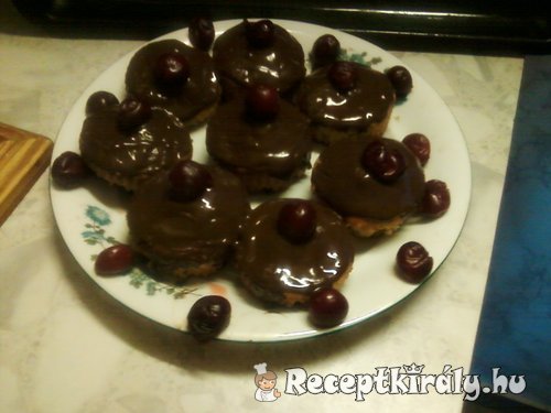 Meggyes csokis muffin