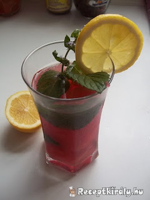 Mentás görögdinnye koktél vodkával
