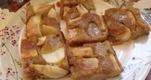 Mézes körtés pite karamell öntettel