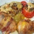 Töltött padlizsán és paradicsom baconbe tekert krumplival