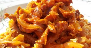 Vörösboros gombapörkölt szárított vargányából