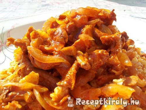Vörösboros gombapörkölt szárított vargányából