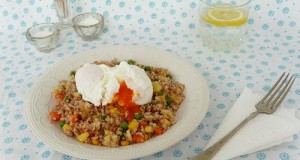 Zöldséges bulgur buggyantott tojással