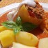 Zöldséges darált húsos töltött paprika vörösboros paradicsomszószban