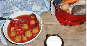 Céklaleves gerslis húsgombóccal