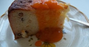 Mazsolás rizskoch sárgabaracklekvárral