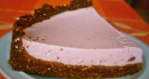 Málnás keksz torta