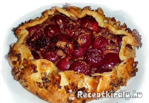 Cseresznyés galette diós krémmel