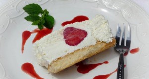 Fehér csokoládés epres marquise