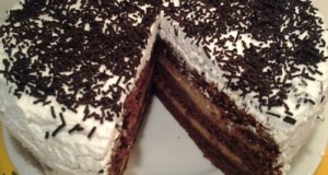 Karamellás tejszínes torta