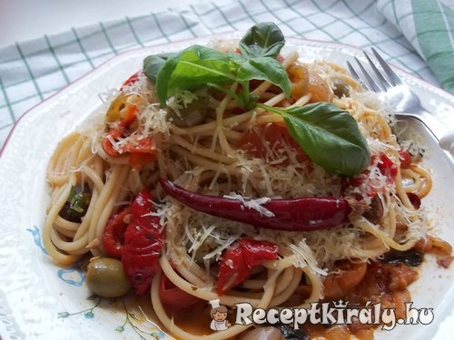 Lecsó spagettivel