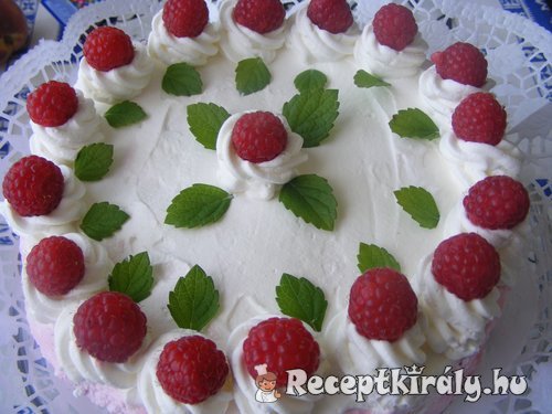 Sütés nélküli málna torta
