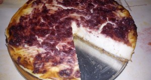 Klasszikus sajttorta meggylekvárral