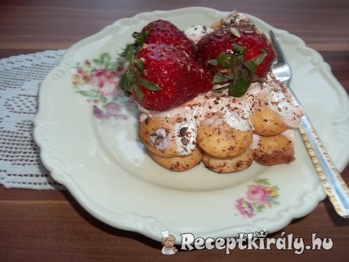 Epres tiramisu eperlikőrrel