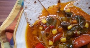 Mexikói zöldségleves tortillával és tequilával