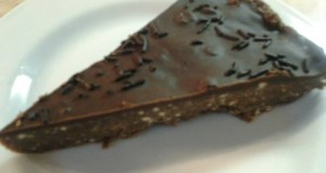 Csokis keksztorta