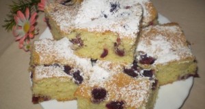 Meggyes pite Eta módra