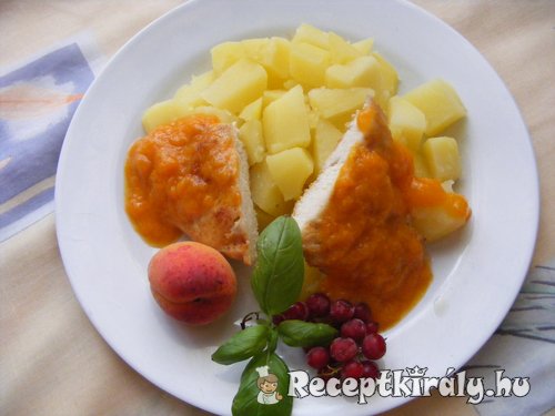 Csirkemell sárgabarackmártásban