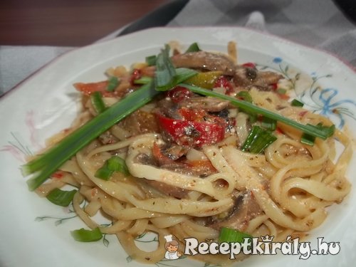 Gombás fehérboros tagliatelle