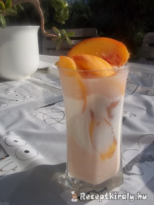 Dupla joghurtos őszibarack vodkával