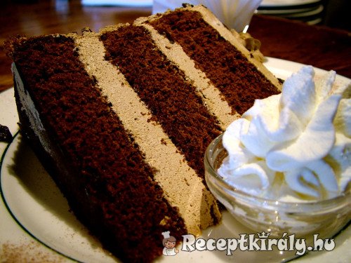 Kávékrémes csokoládétorta