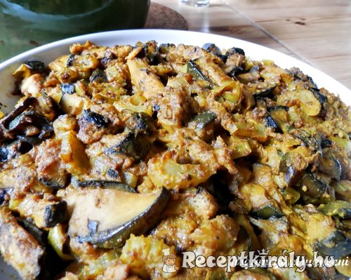 Pirított padlizsán curryvel
