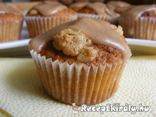 Fahéjas zabpelyhes muffin