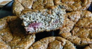 Meggyes mákos muffin